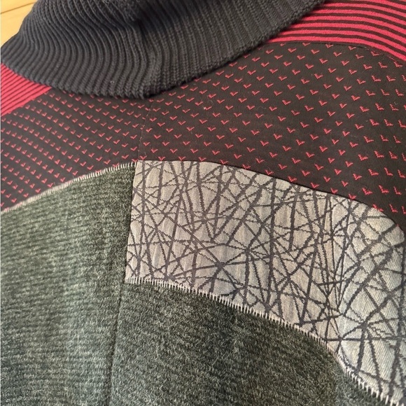 Vintage Concept Mixed Fabric Poncho Pullover Turtleneck Sweater / small - Picture 8 of 9